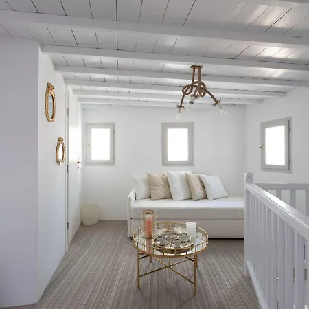 Aníko Chora * Mykonos Town